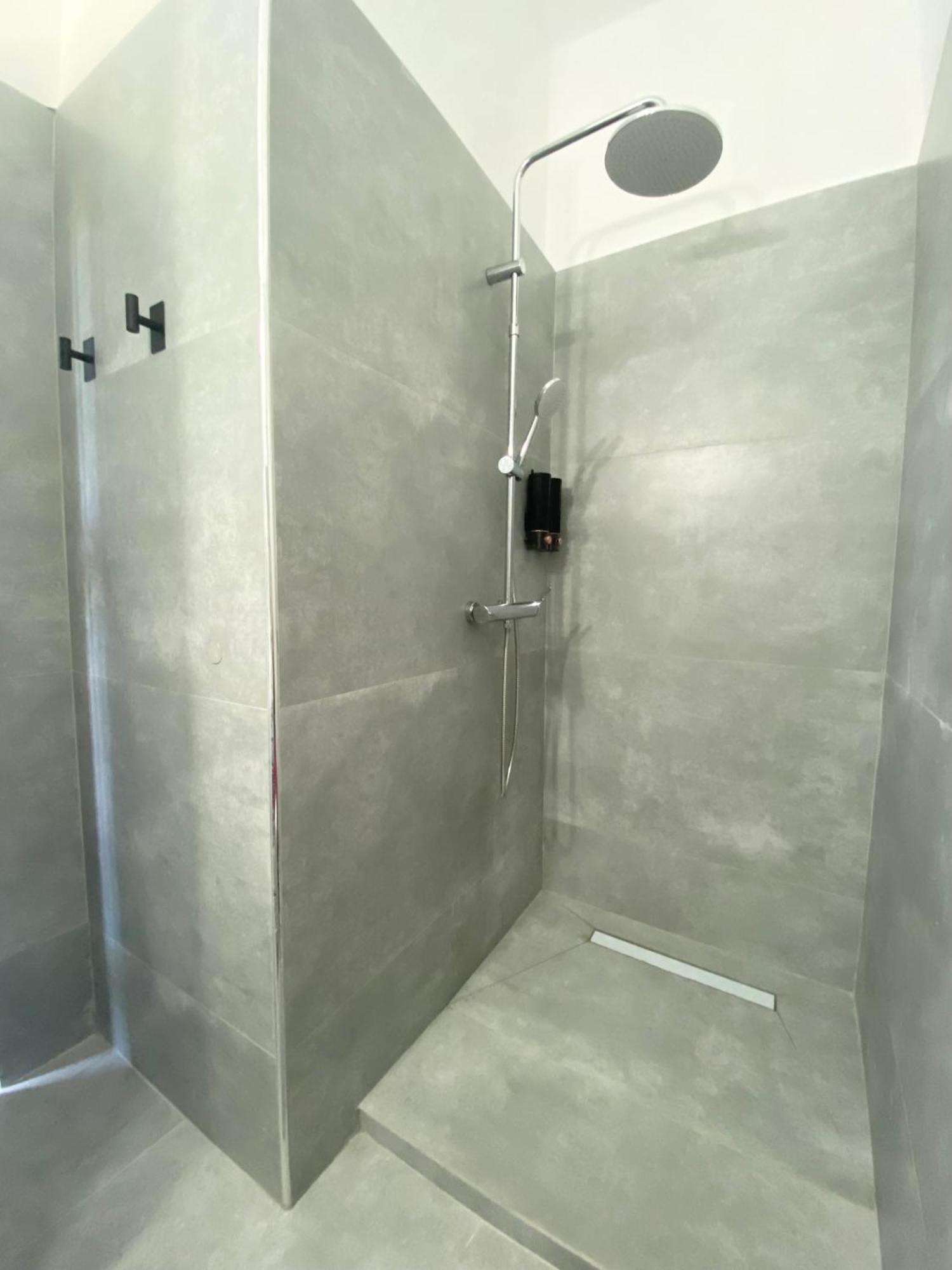 Navy Apartment With Mountain View &Private Parking Vatos ภายนอก รูปภาพ